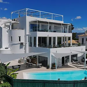  Guest house Amigos Sempre -